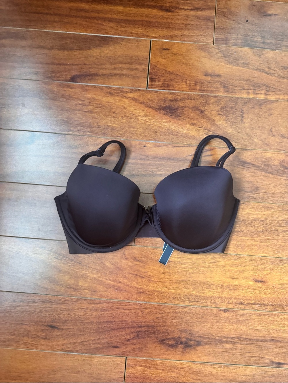 Victoria's Secret Dark Brown Smooth Push-Up 32DDD Bra